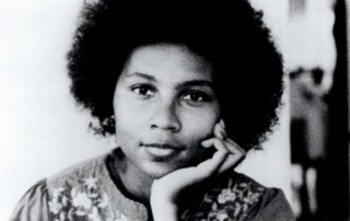 bell hooks changed how we think about Black femininity, class, and capitalism